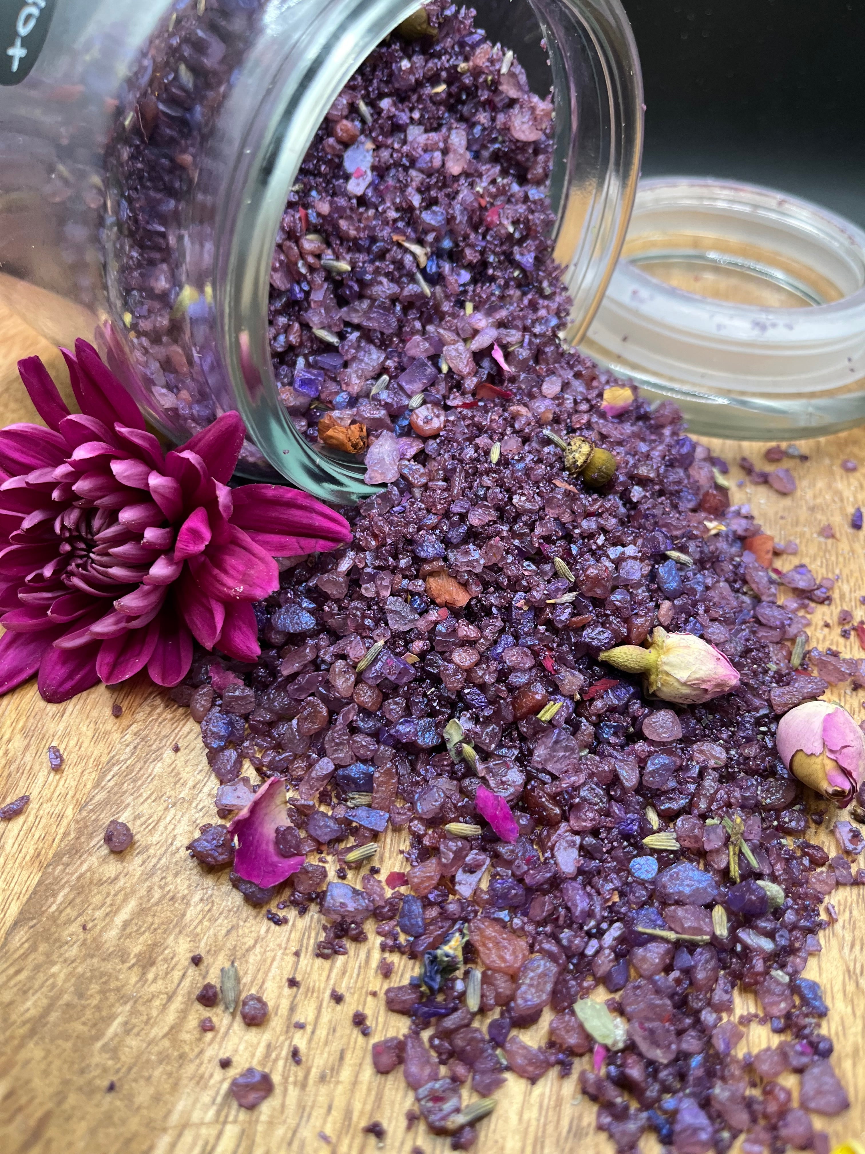 Redemption- Apothecary Bath Salts• Resolve