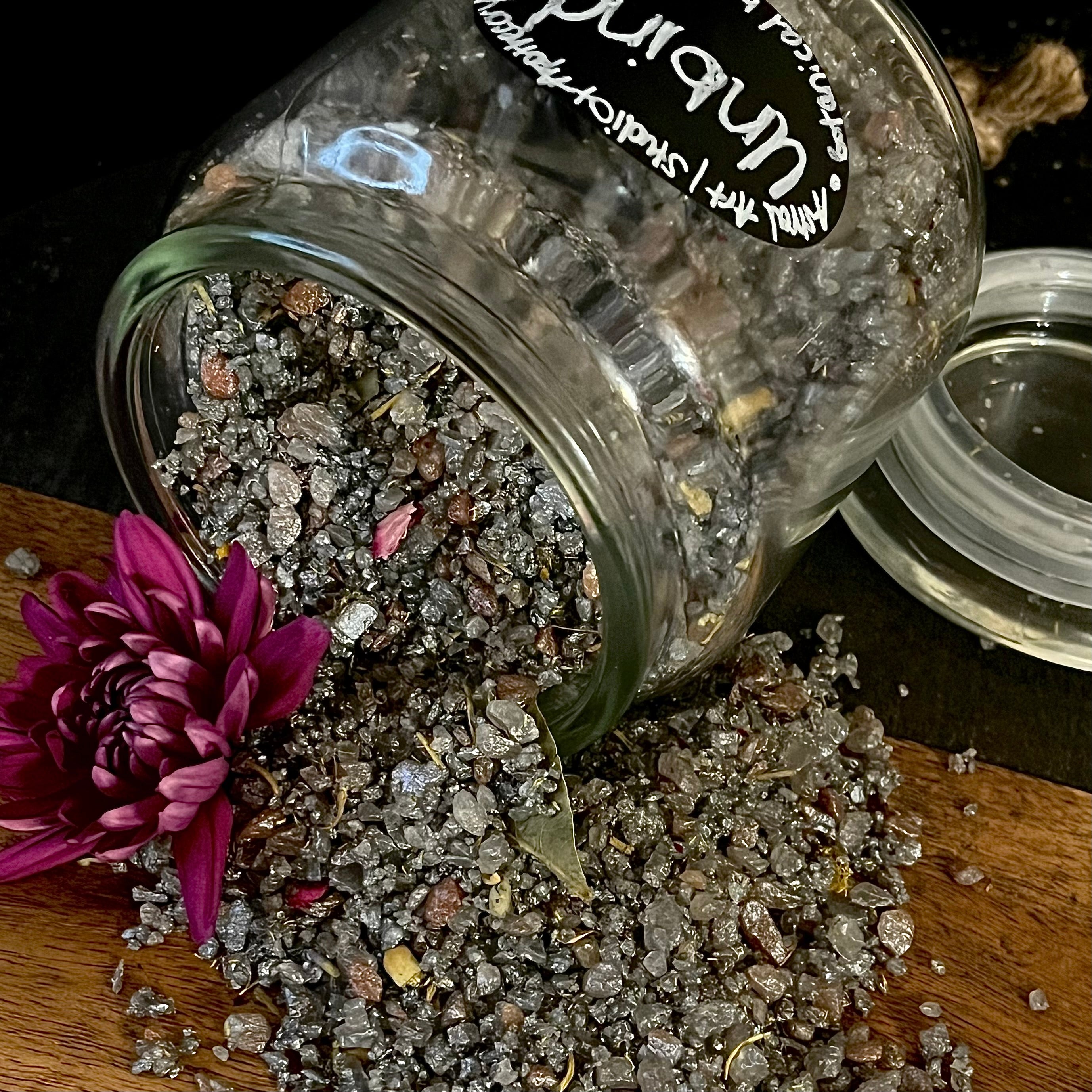Unbind- Apothecary Bath Salts• Release