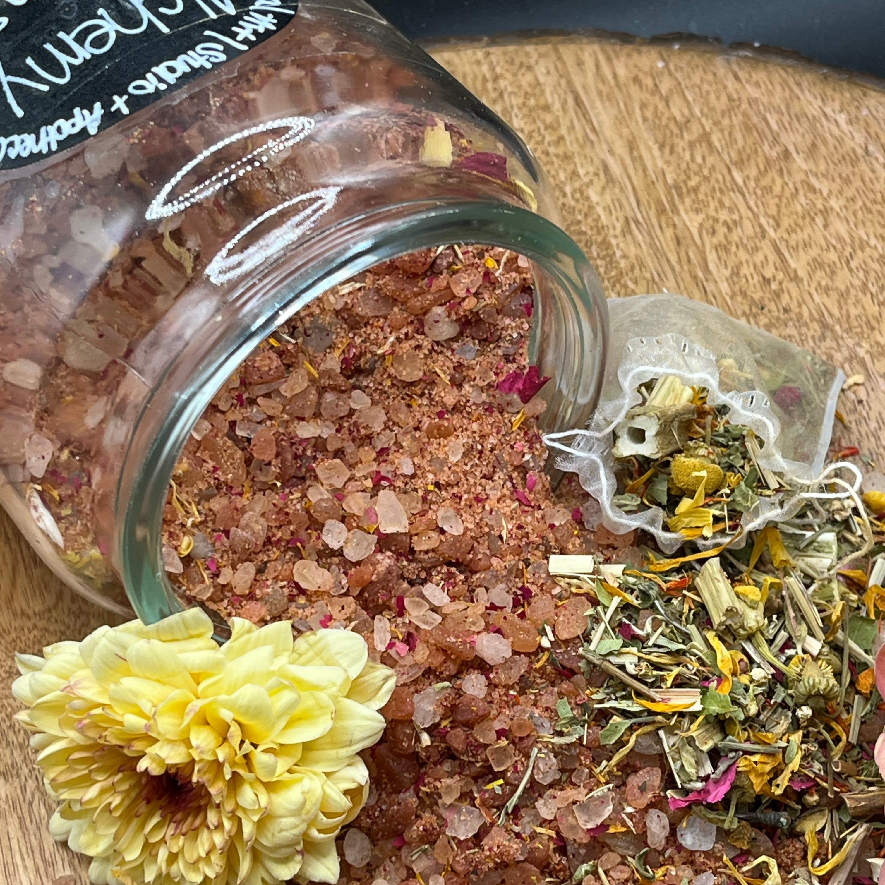 Alchemy- Apothecary Bath Salts•Transmutation