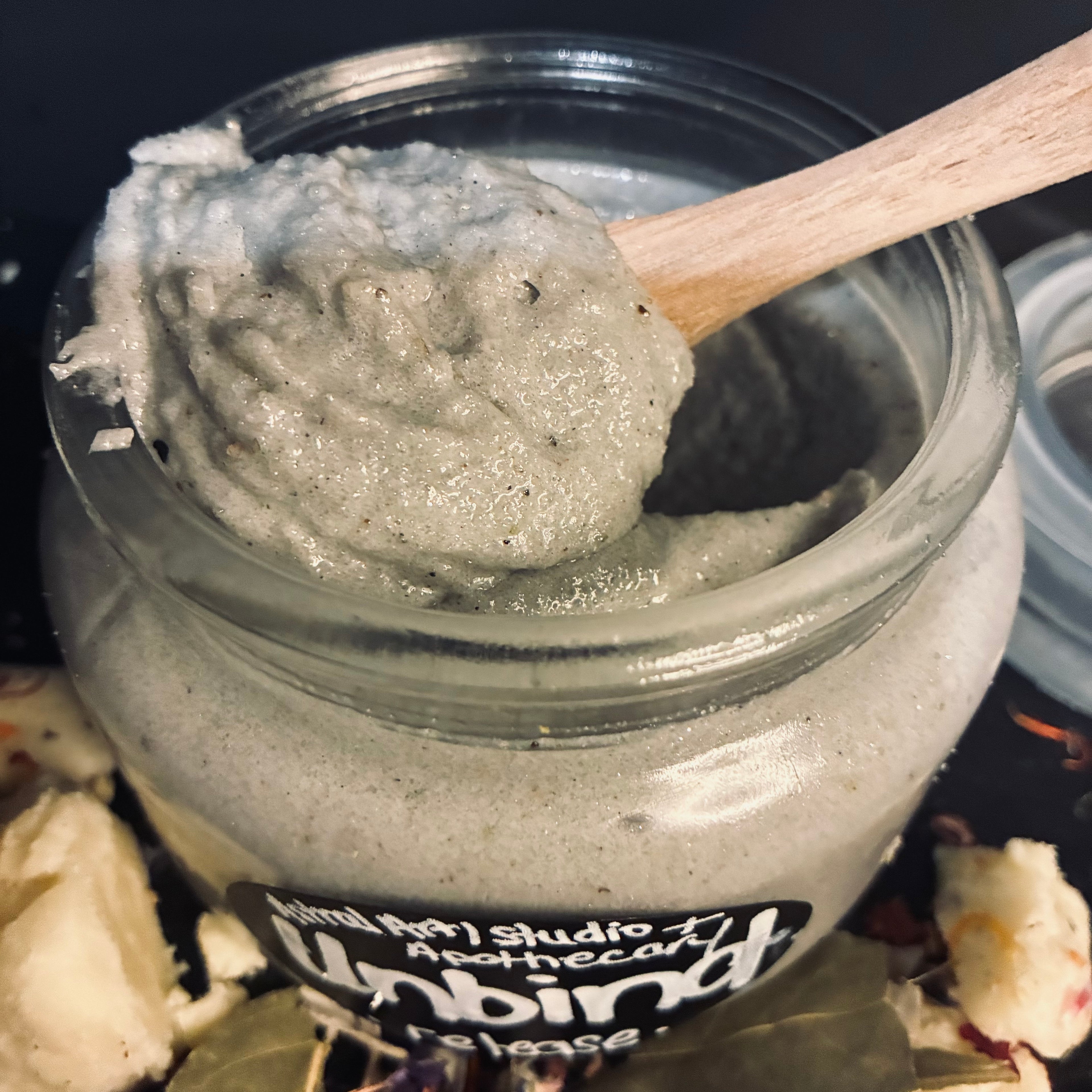 Unbind- Botanical Body Scrub •Release